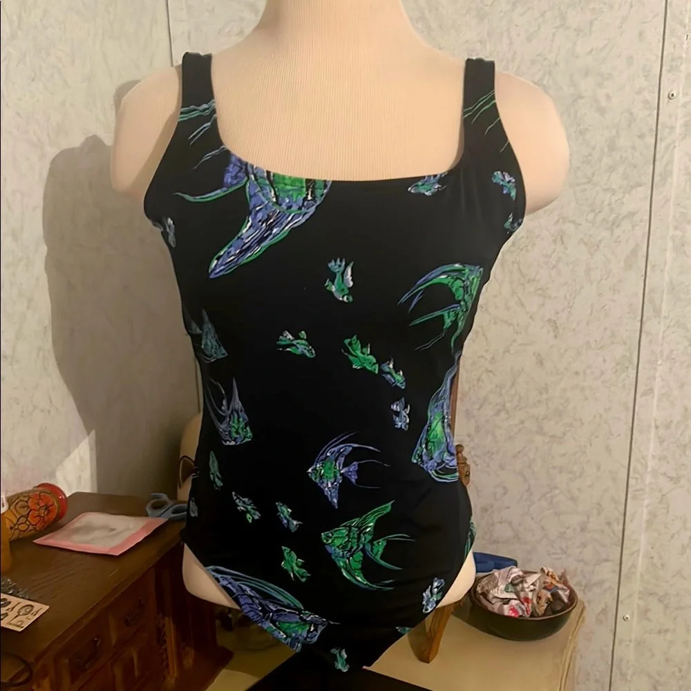 Vintage Jantzen swimsuit featuring bright colored tropical fish 🐠 - Picture 1 of 8